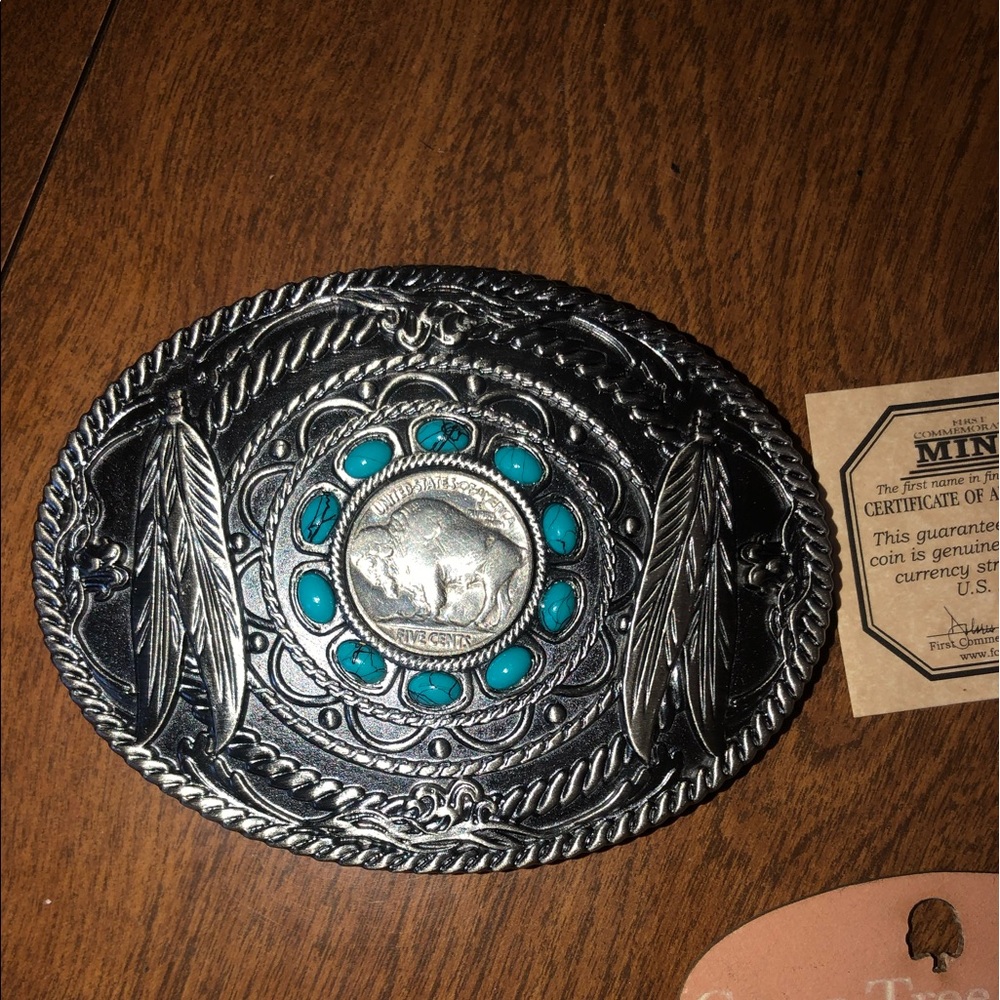 Belt buckle